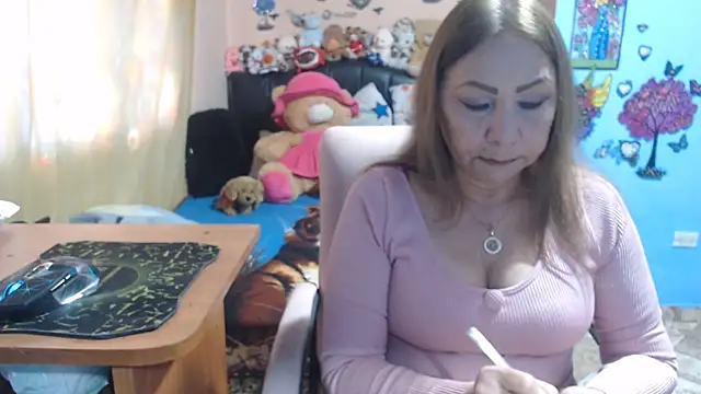 milfeddy  online show from February 5, 7:43 pm