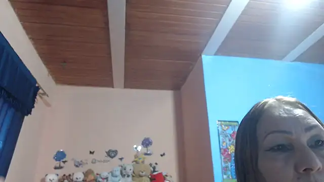 Snapshot of milfeddy_ chatting on March 19, 4:34 pm milfeddy online show from March 19, 4:34 pm
