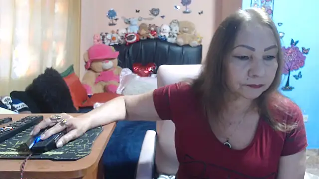 milfeddy  online show from January 7, 8:25 pm