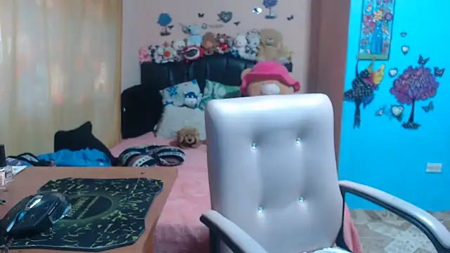 milfeddy  online show from February 14, 9:37 pm