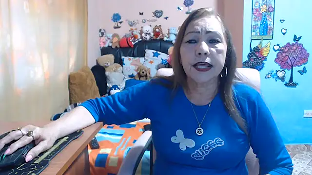 Snapshot of milfeddy_ chatting on June 24, 8:39 pm milfeddy online show from June 24, 8:39 pm