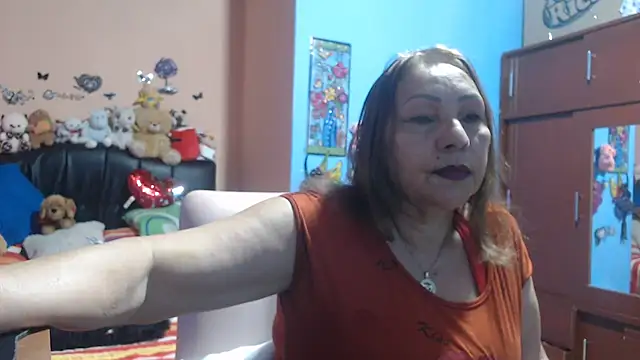 Snapshot of milfeddy_ chatting on March 18, 3:22 pm milfeddy online show from March 18, 3:22 pm