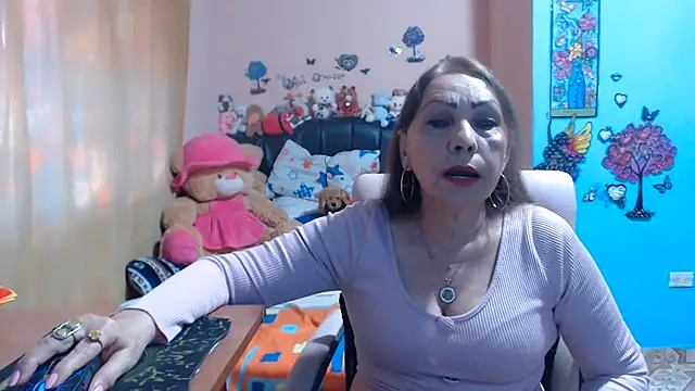 Snapshot of milfeddy_ chatting on July 8, 9:04 pm milfeddy online show from July 8, 9:04 pm