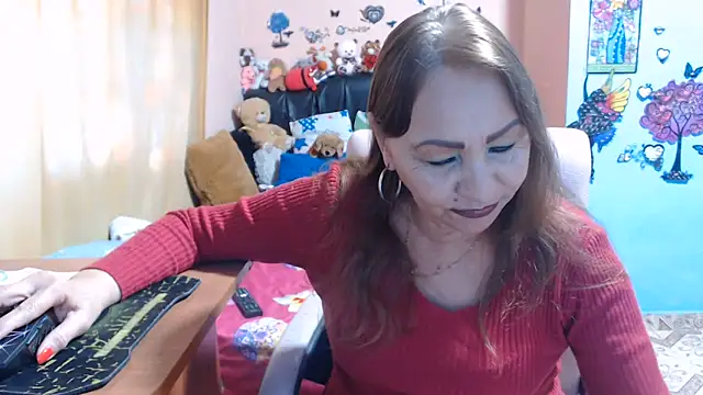 Snapshot of milfeddy_ chatting on June 7, 8:36 pm milfeddy online show from June 7, 8:36 pm