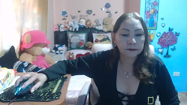 Snapshot of milfeddy_ chatting on December 17, 7:41 pm milfeddy online show from December 17, 7:41 pm