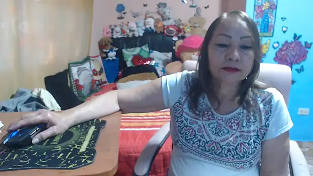 Snapshot of milfeddy_ chatting on November 10, 9:42 pm milfeddy online show from November 10, 9:42 pm