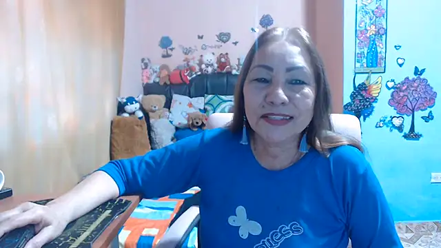 Snapshot of milfeddy_ chatting on June 25, 11:48 am milfeddy online show from June 25, 11:48 am
