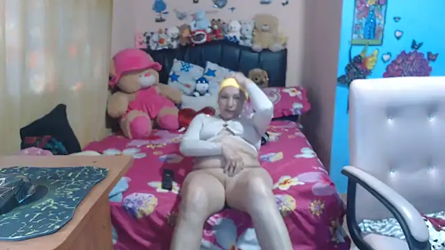 milfeddy  online show from March 1, 12:49 pm