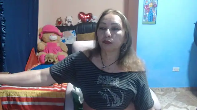 Snapshot of milfeddy_ chatting on March 1, 12:17 am milfeddy online show from March 1, 12:17 am