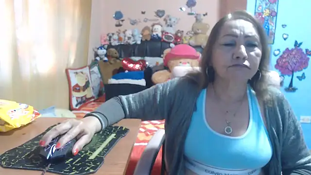 Snapshot of milfeddy_ chatting on November 19, 7:03 pm milfeddy online show from November 19, 7:03 pm