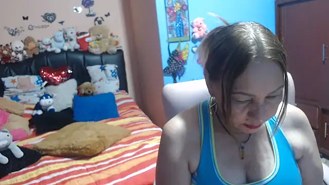Snapshot of milfeddy_ chatting on March 13, 3:28 pm milfeddy online show from March 13, 3:28 pm