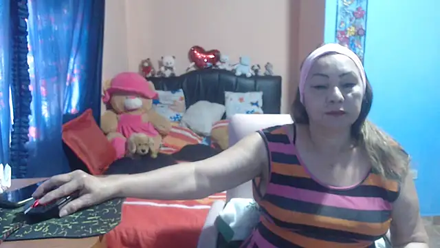 Snapshot of milfeddy_ chatting on March 2, 2:25 pm milfeddy online show from March 2, 2:25 pm