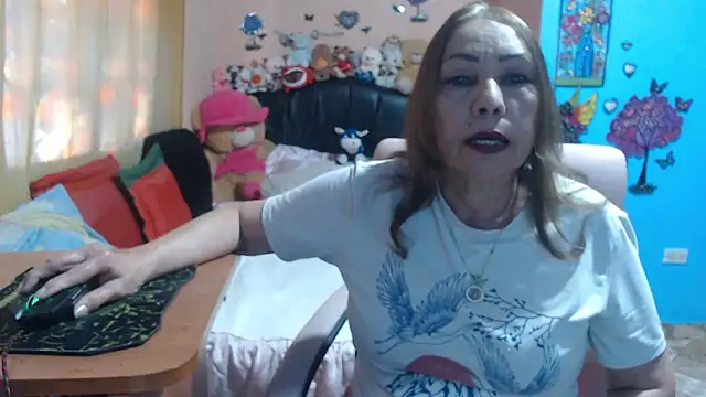 milfeddy  online show from January 9, 9:00 pm