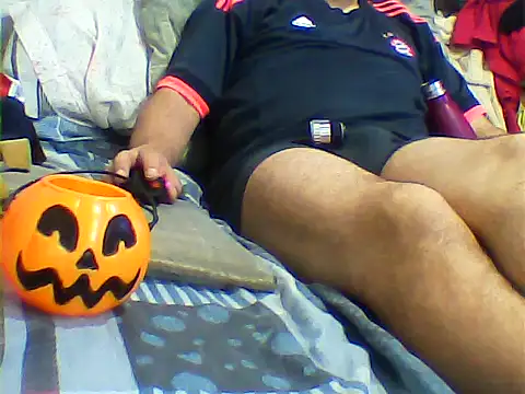 Snapshot of messi_syssy chatting on October 27, 10:54 pm messi syssy online show from October 27, 10:54 pm