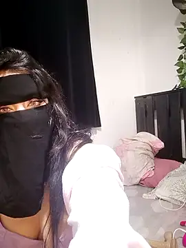 Bayan-Queen online show from October 16, 9:34 pm