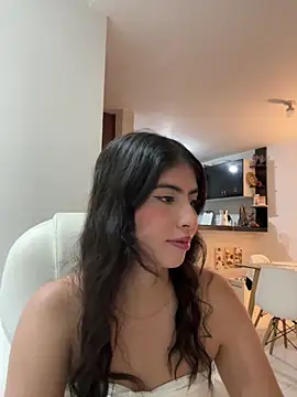 Snapshot of Gaby_zahir_ chatting on January 15, 9:56 am Gaby zahir online show from January 15, 9:56 am