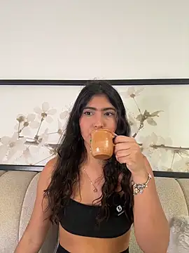 Snapshot of Gaby_zahir_ chatting on February 5, 12:12 pm Gaby zahir online show from February 5, 12:12 pm