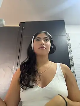 Gaby zahir  online show from November 15, 6:12 pm