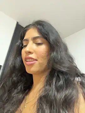 Gaby zahir  online show from November 3, 7:39 pm