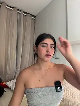 Gaby zahir  online show from May 21, 1:03 am
