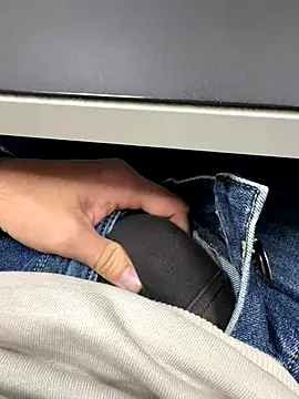 KielerMen online show from November 17, 12:58 am