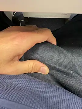 KielerMen online show from November 13, 2:37 am