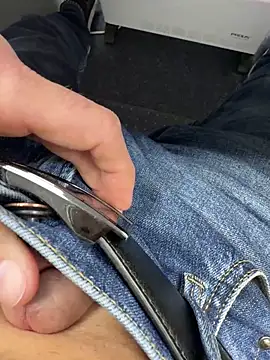 KielerMen online show from March 9, 2:04 am