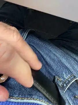 KielerMen online show from November 20, 2:34 am