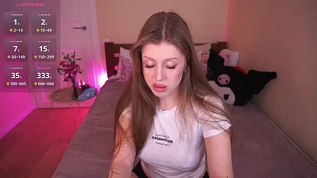 Snapshot of PenellopaRaw chatting on November 21, 5:12 pm PenellopaRaw online show from November 21, 5:12 pm