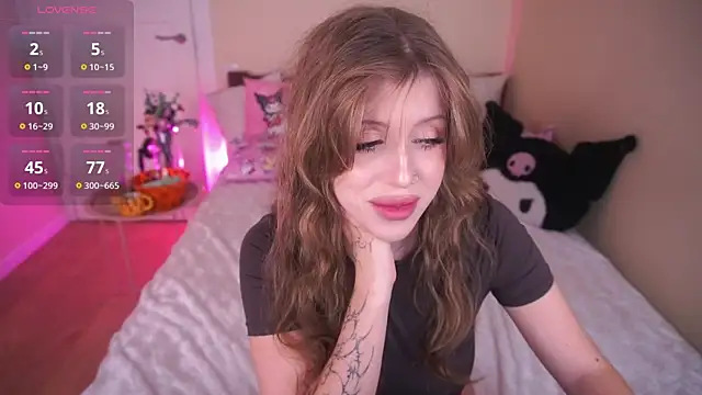 Snapshot of PenellopaRaw chatting on October 28, 6:07 pm PenellopaRaw online show from October 28, 6:07 pm