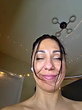 LeticiaWoods online show from March 9, 10:02 pm