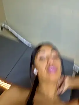 LeticiaWoods online show from October 21, 10:25 am