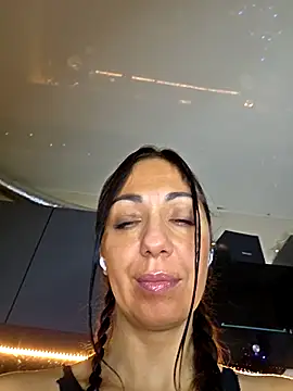 LeticiaWoods online show from December 5, 8:46 am