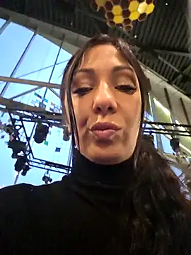 LeticiaWoods online show from November 9, 1:59 pm