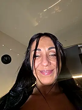 LeticiaWoods online show from April 29, 8:48 pm