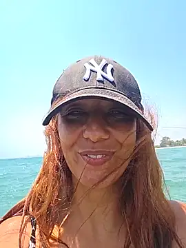LeticiaWoods online show from July 7, 9:24 am