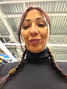 LeticiaWoods online show from February 8, 1:31 pm