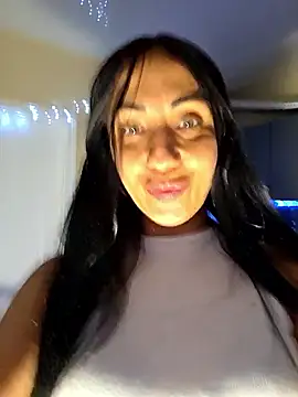 LeticiaWoods online show from June 16, 2:28 pm