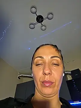 LeticiaWoods online show from June 18, 11:21 pm