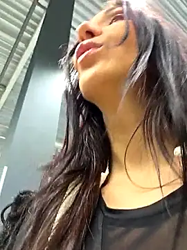 LeticiaWoods online show from December 14, 2:33 pm