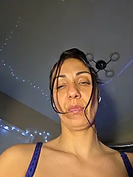 LeticiaWoods online show from May 26, 9:57 pm