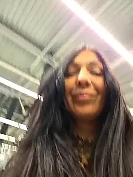 LeticiaWoods online show from January 18, 11:57 am