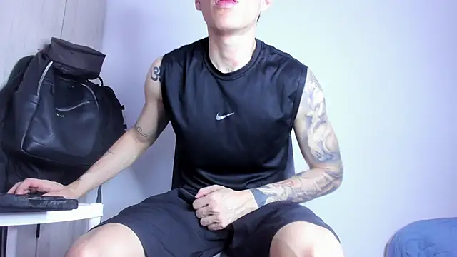 enzo bvlgari online show from March 19, 7:25 pm