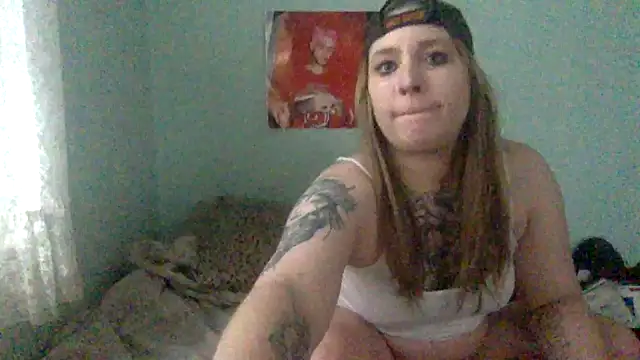 Snapshot of alexabunni chatting on November 26, 2:28 pm alexabunni online show from November 26, 2:28 pm