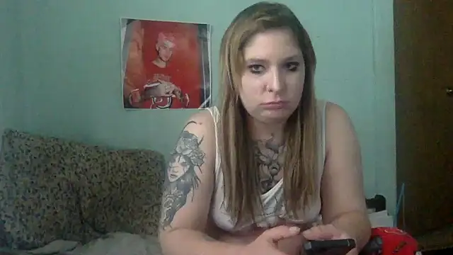 Snapshot of alexabunni chatting on October 19, 3:37 pm alexabunni online show from October 19, 3:37 pm