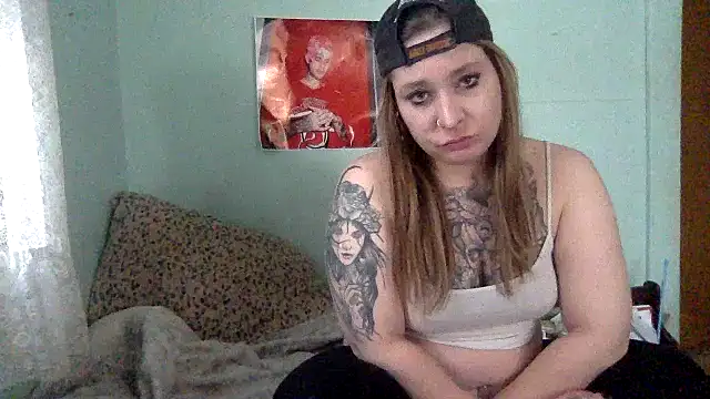 Snapshot of alexabunni chatting on December 3, 2:38 pm alexabunni online show from December 3, 2:38 pm