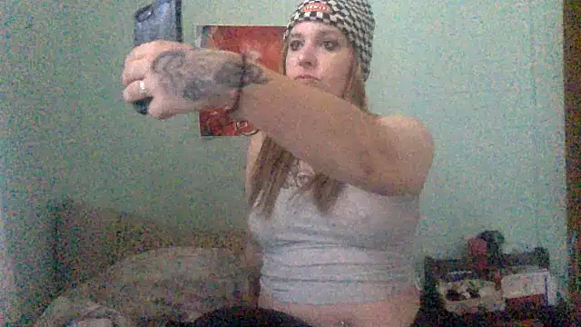 Snapshot of alexabunni chatting on October 24, 1:21 pm alexabunni online show from October 24, 1:21 pm