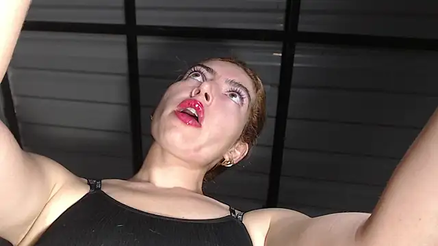 candylove05 online show from March 3, 4:36 pm