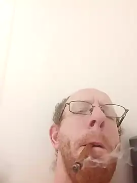 Snapshot of TaylorBlaze chatting on December 26, 6:43 pm TaylorBlaze online show from December 26, 6:43 pm