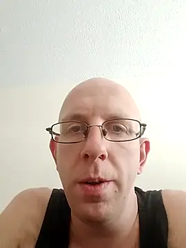 Snapshot of TaylorBlaze chatting on February 20, 4:14 pm TaylorBlaze online show from February 20, 4:14 pm